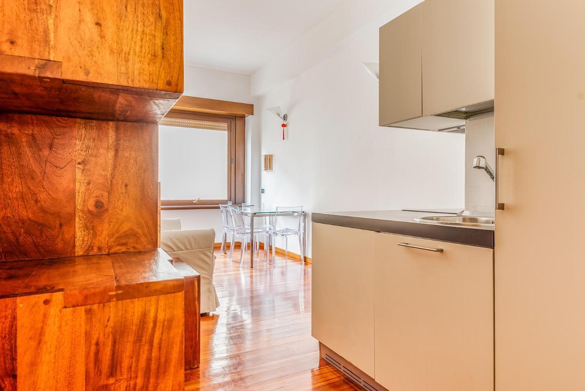 Brand New Centrale Via Soperga- 2pax- Wifi * Milan